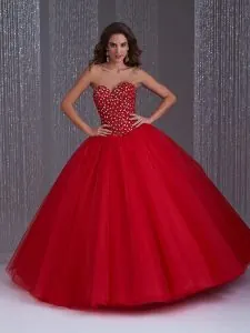 Tendencias de vestidos para quinceañeras 2017-18
