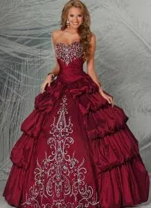 Tendencias de vestidos para quinceañeras 2017-18