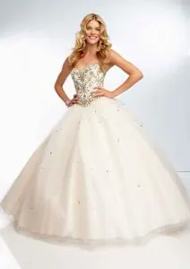 Tendencias de vestidos para quinceañeras 2017-18