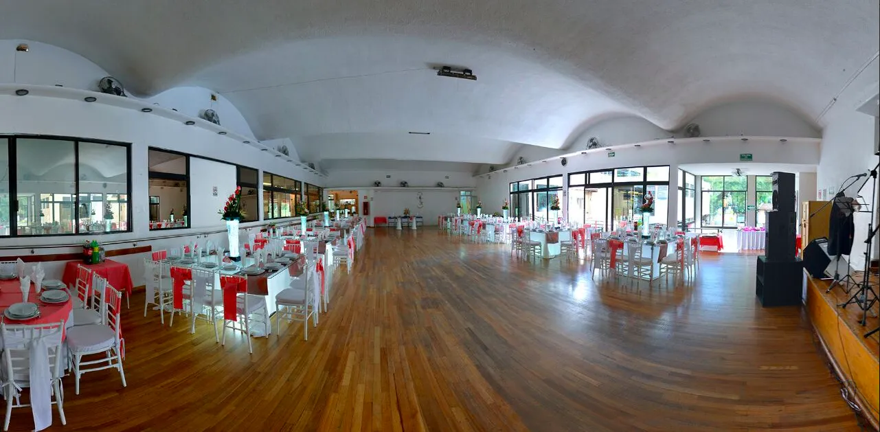 Junior Club — Salón en Condesa Hipodromo